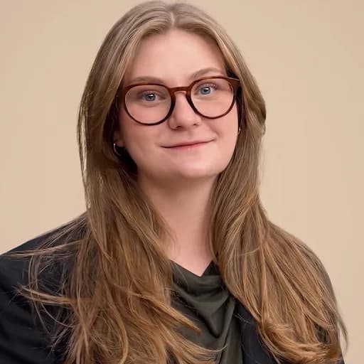 Porträtt av Amanda Stenberg.